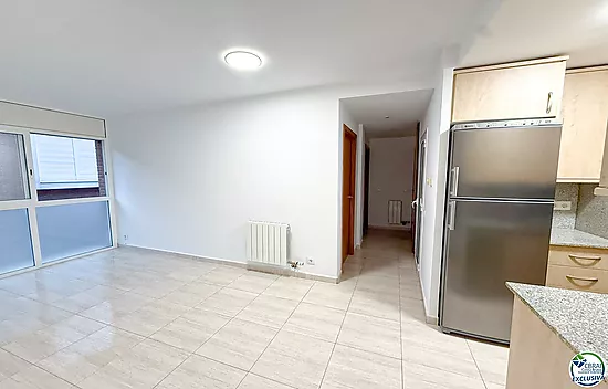 2-bedroom flat with a lift in Figueres