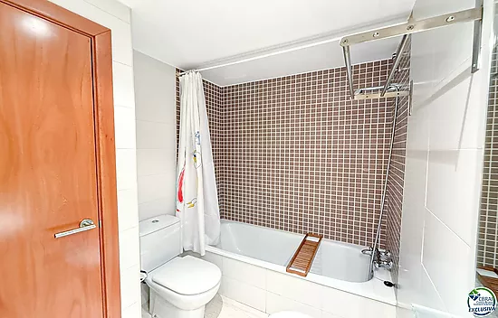 2-bedroom flat with a lift in Figueres