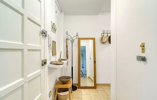 Bright 2-bedroom apartment near the beach in Roses – Riera de la Cuana area