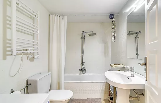 Bright 2-bedroom apartment near the beach in Roses – Riera de la Cuana area