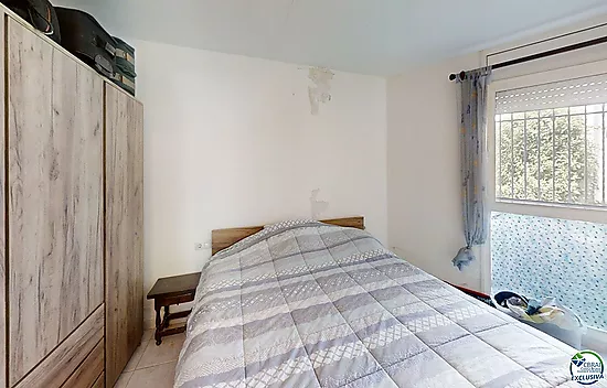 3-Bedroom Apartment with shared Mooring