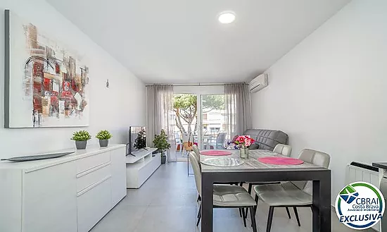 GRAN RESERVA  Magnificent renovated apartment with tourist license, close to the beach and with comm