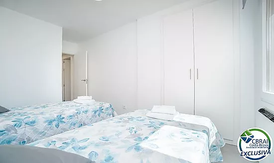 GRAN RESERVA  Magnificent renovated apartment with tourist license, close to the beach and with comm