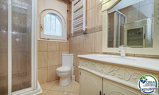 Magnífica casa de pescador con fondeo y piscina