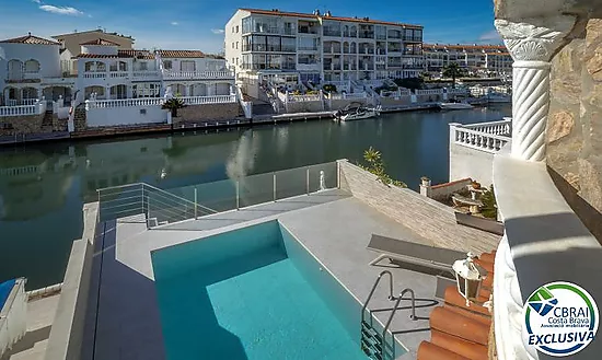 Magnífica casa de pescador con fondeo y piscina