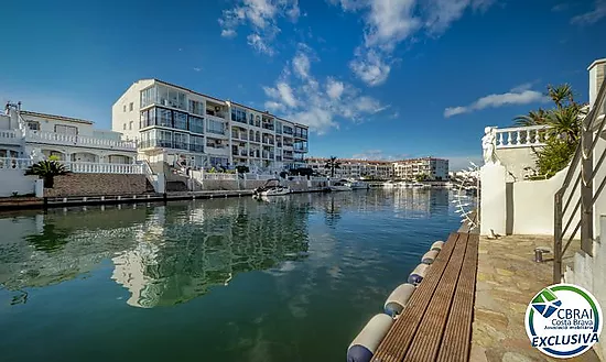 Magnífica casa de pescador con fondeo y piscina