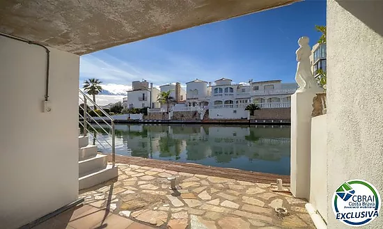 Magnífica casa de pescador con fondeo y piscina