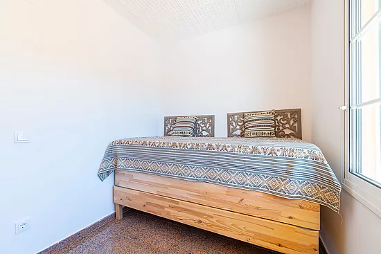 Magnificent single-storey house with private pool – Empuriabrava