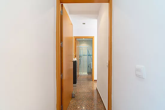 Magnificent single-storey house with private pool – Empuriabrava