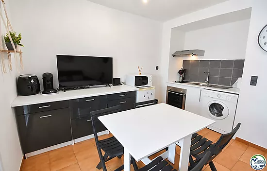Appartement rénové avec terrasse et climatisation