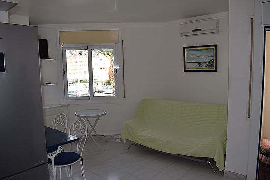 Empuriabrava, apartment for 4 persons with view on the harbour