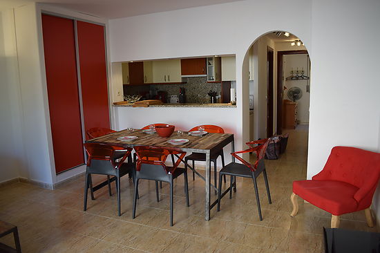 Apartamento de 2 dormitorios cerca del mar, wifi incluido en alquiler en Empuriabrava