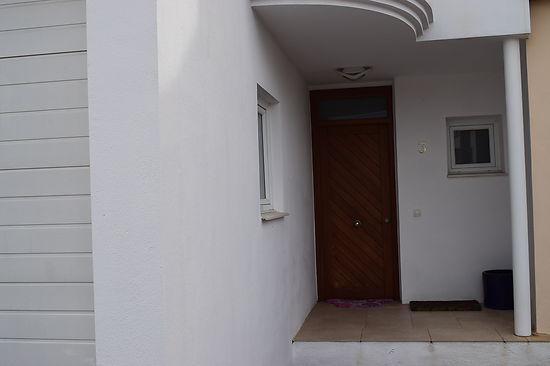 Casa moderna con 3 dormitorios, piscina y amarre privado, wifi en alquiler en Empuriabrava