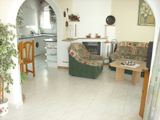 House for rent in Empuriabrava with private pool and optional mooring