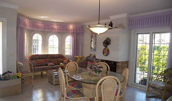 House with private pool and very near of the sea for sale in Empuriabrava