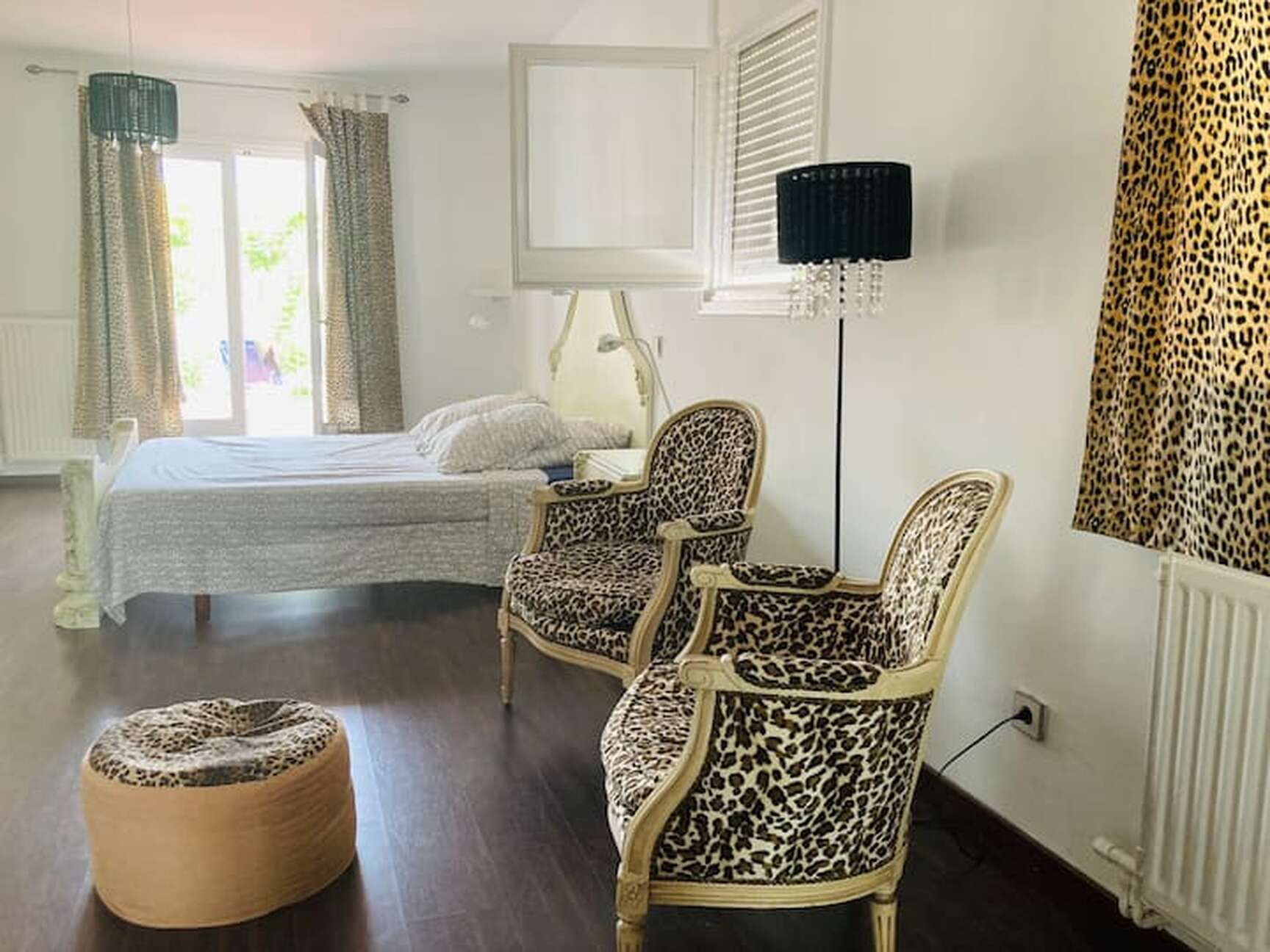 Empuriabrava, Grande maison conviviale de 350 M2 6 chambres et piscine intérieure