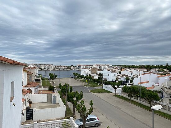 Empuriabrava, apartment for sale  near of  the San Maurici's lack