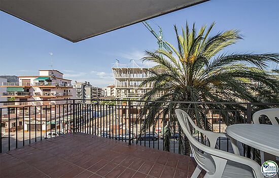 Apartment 200 meters from the beach