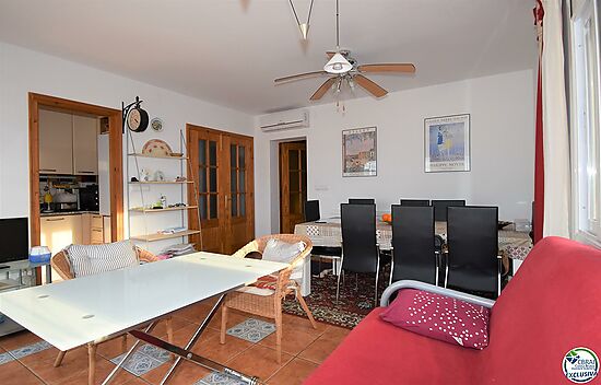 Apartament amb dues habitacions i espectacular vista a la badia