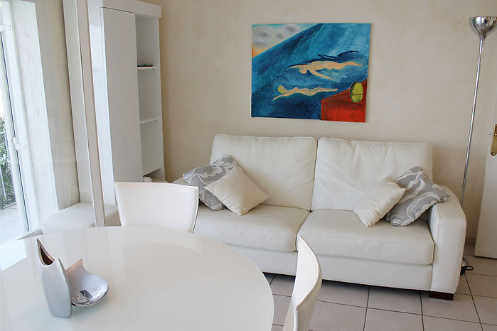 Très bel appartement à louer à Roses-Canyelles avec vue mer et accès direct à la plage ref 220