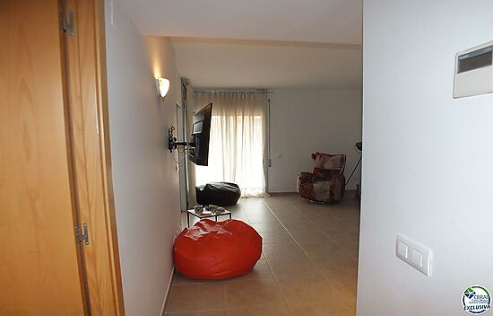 2 bedroom apartment with private parking in santa margarita