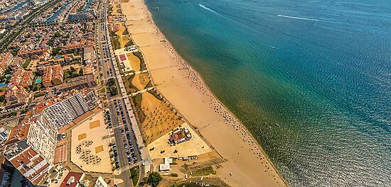 Appartement de luxe près de la plage avec vue sur la mer et piscine à louer à Empuriabrava