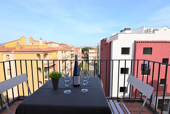 Appartement avec solarium, proche de la plage et du centre à louer à Empuriabrava