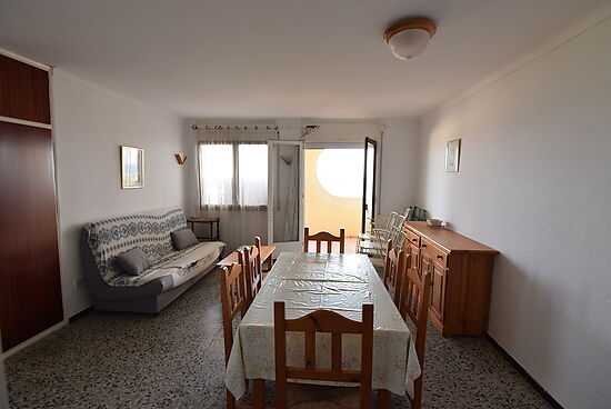 Empuriabrava ,  apartment for sale in first line of the sea  with   2 large terraces