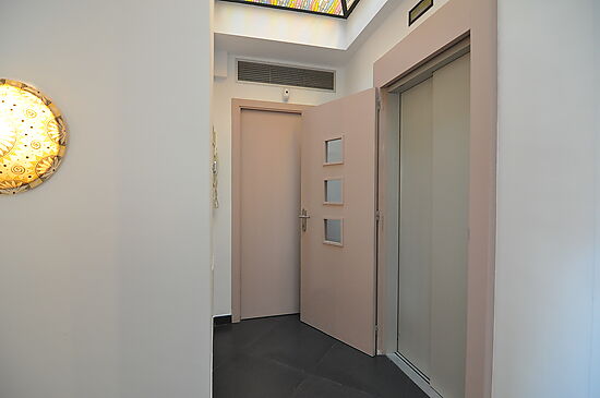 Splendid Duplex situé au centre de Roses dernier étage avec ascenseur prive.
