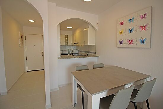MARENOSTRUM Renovated apartment with sea and beach views