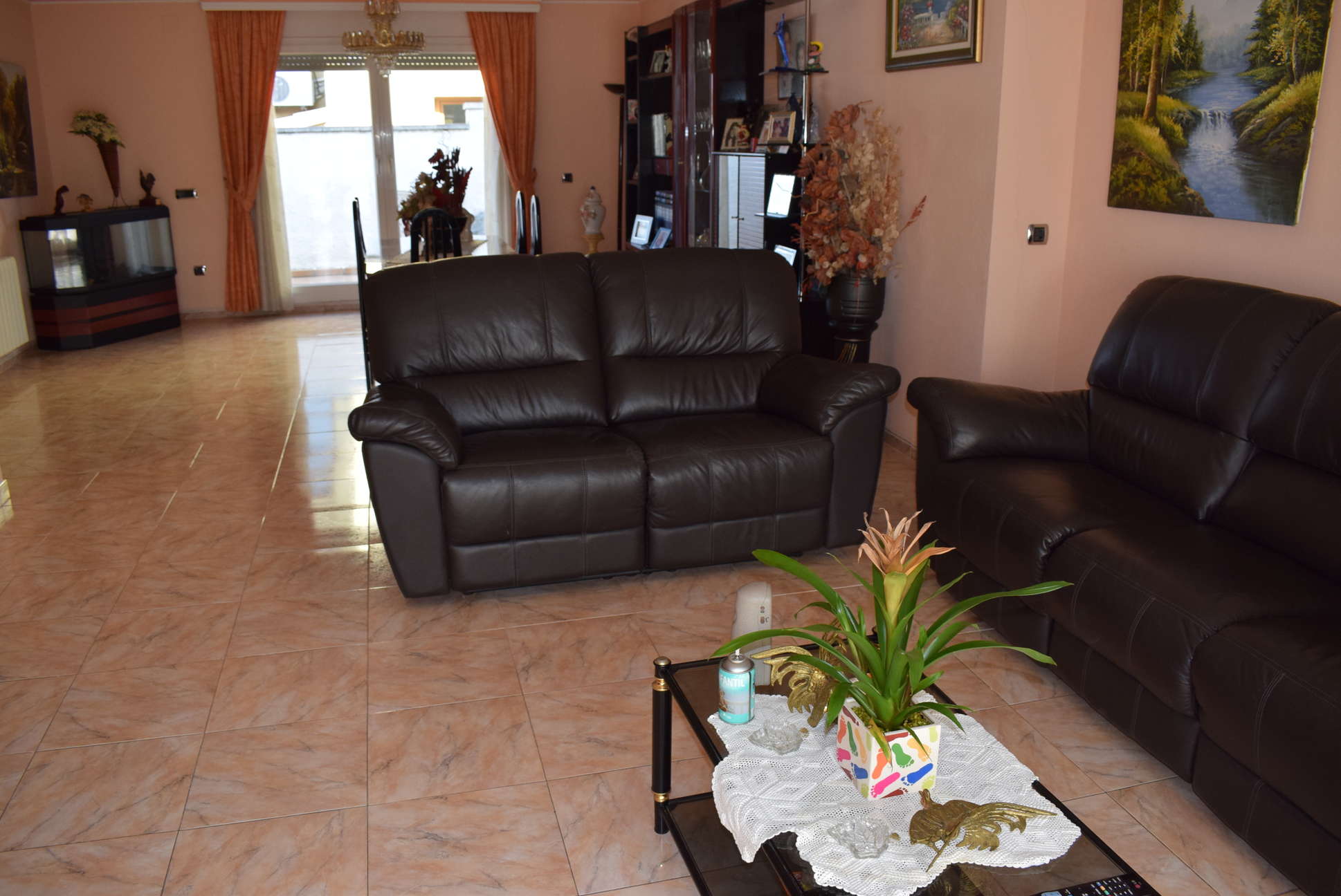 Castelló d'Empúries, house on ground floor for sale , full comfort and heated pool