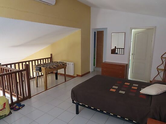 Empuriabrava, en vente, maison, 3 chambres,mezzanine,débarras, laverie,amarre optionnelle