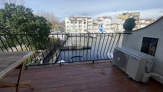 Empuriabrava, for sale, apartment with canal's view