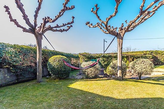 En alquiler casa rural para 12 personas con piscina  a 15 mntos de las playas de San Pedro y la Esca