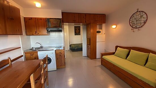 Torroella de Montgri , en venta, apartamento 1 dormitorio, terraza con vistas al mar, piscina comuni