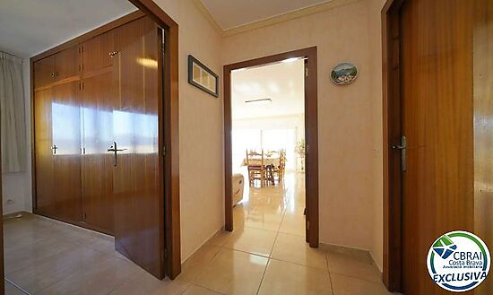 2 bedroom apartment with sea view 300 meters from the beach