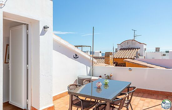 APARTMENT WITH BIG TERRASSE CLOSE TO THE BEACH