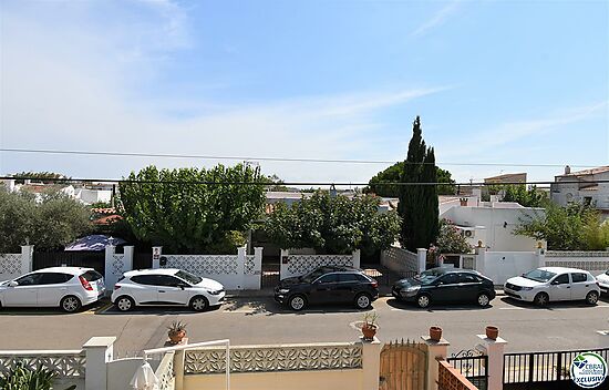 House with two bedrooms and large terrace