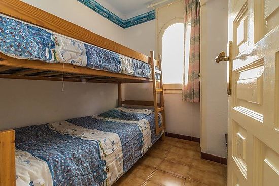 Empuriabrava, en location, maison avec 3 chambres, 2 salle de bain, plusieurs terrasses avec vue can