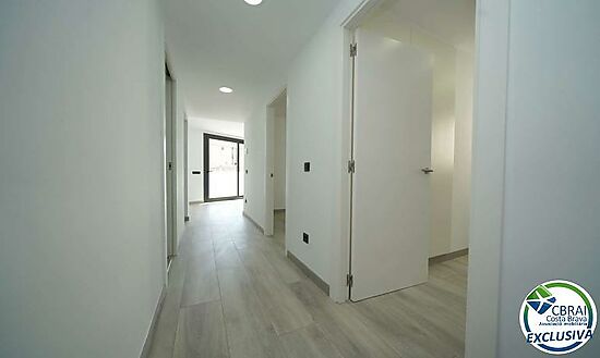 Appartement neuf 2 chambres proche plage