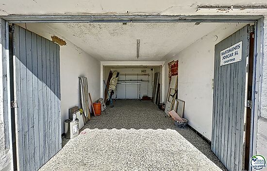 GARAGE FOR SALE ZONE CANYELLES