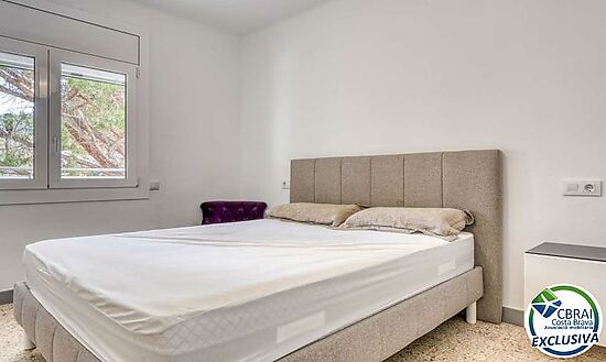 3 bedrooms flat in Canyelles Petit, Roses