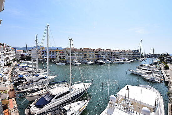 Empuriabrava, en location, appartement 3 chambres et vue marina