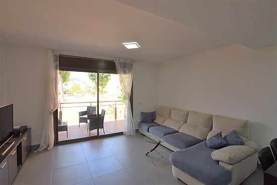 Wonderful flat, close to the beach, 2 bedrooms + parking