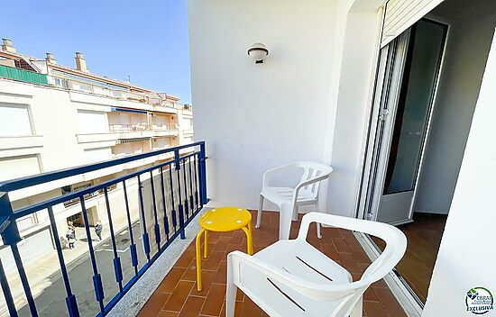 Apartamento de 2 habitaciones a 100m de la playa del puerto de Llançà