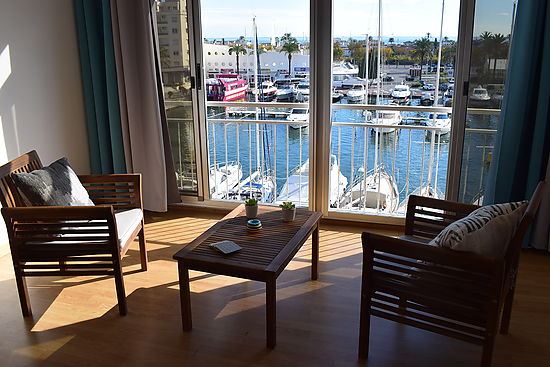 Empuriabrava, for rent, nice studio for 3 persons with view on the Marina and on the sea