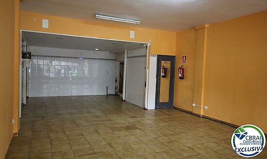 GRAN RESERVA Commercial premises for sale 20m from La Caixa
