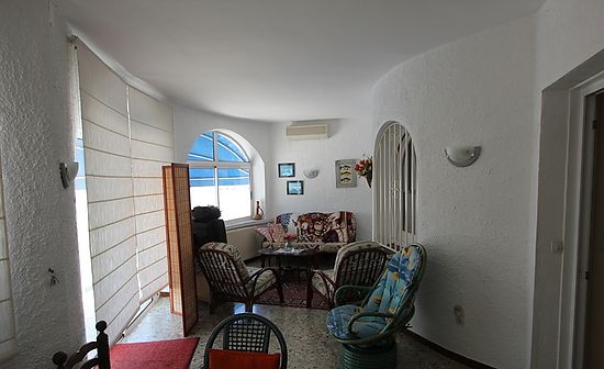 Empuriabrava, en alquiler, casa con piscina y amarre privado