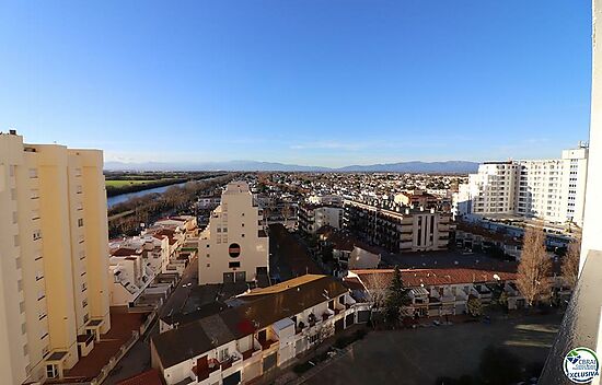 Completely renovated studio a few steps from the beach of Empuriabrava
