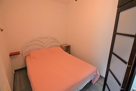 Empuriabrava, en location, appartement 1 chambre, vue canal proche centre et plage